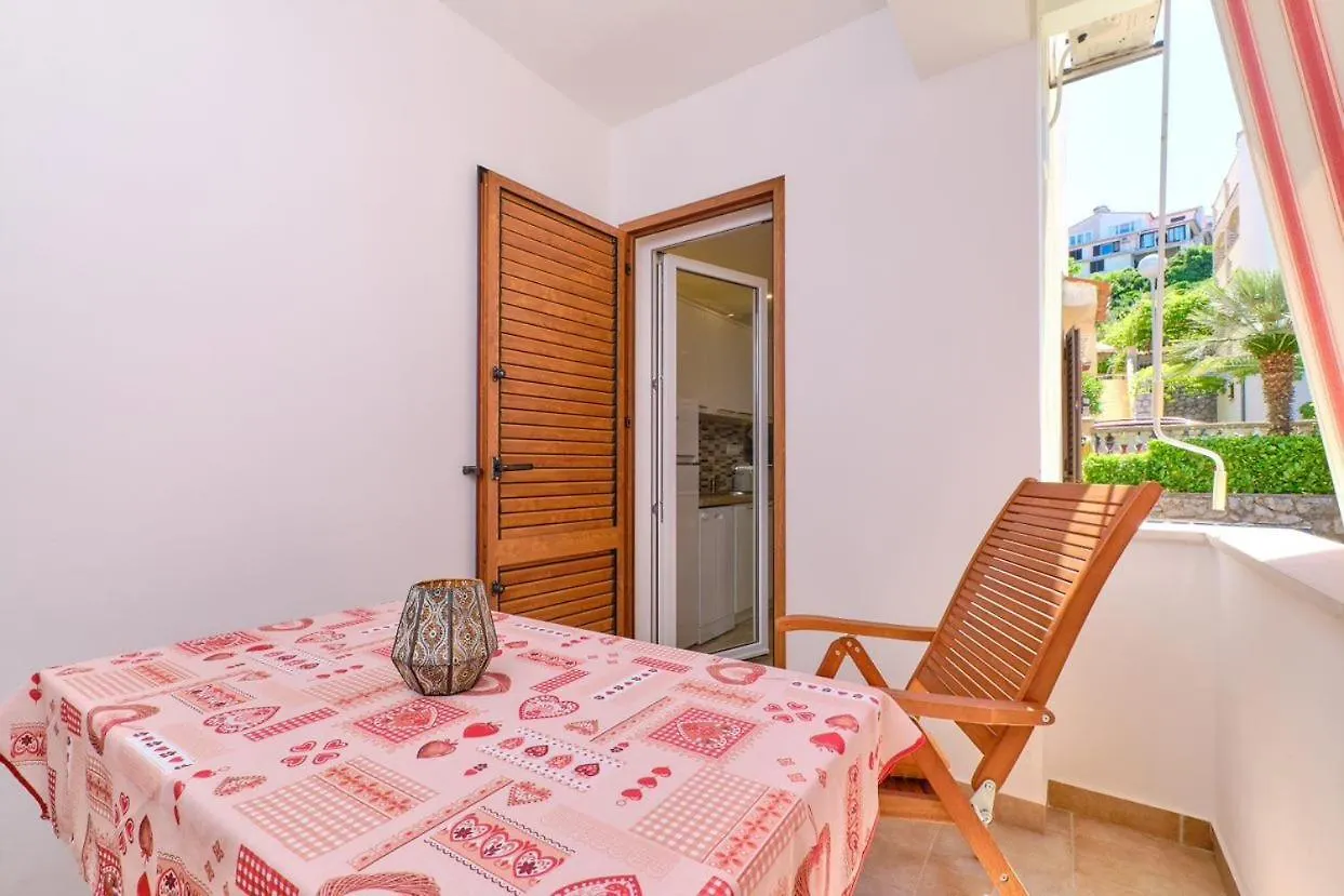 Apartments Enna Mali Losinj