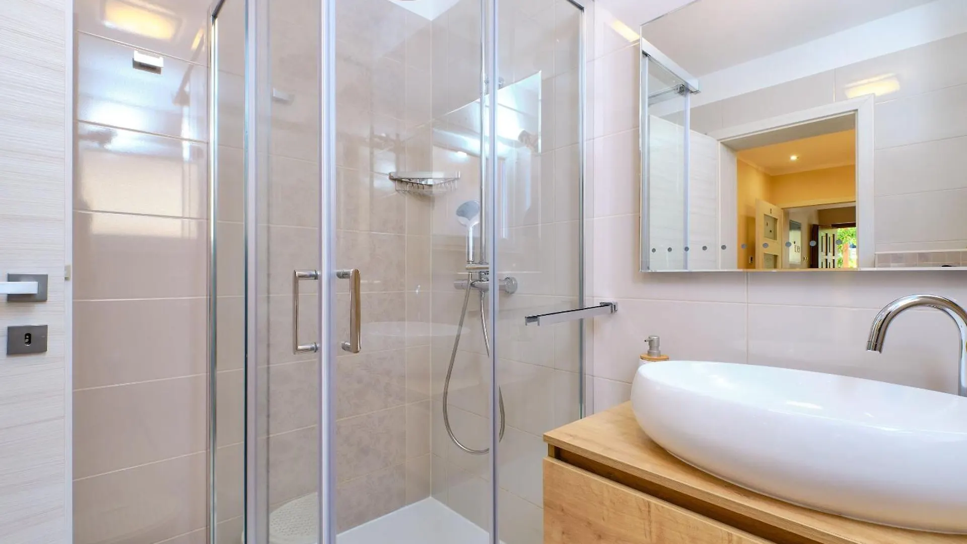 Apartments Enna Mali Losinj 0*,  Croatia